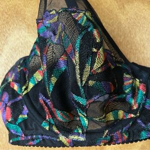 Savage x Fenty bra with mesh straps in size 40C